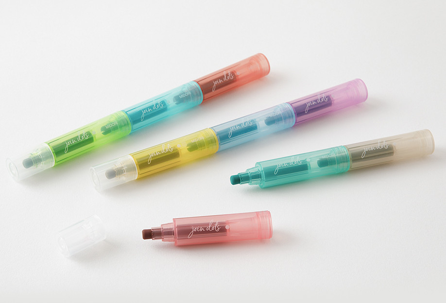 Above: Join Dots connecting pens have three colours in one pen.